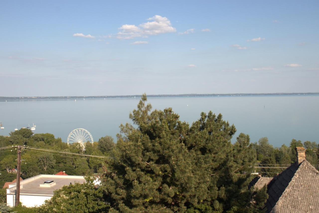 Gyoengyoem Apartman Balatonalmádi المظهر الخارجي الصورة