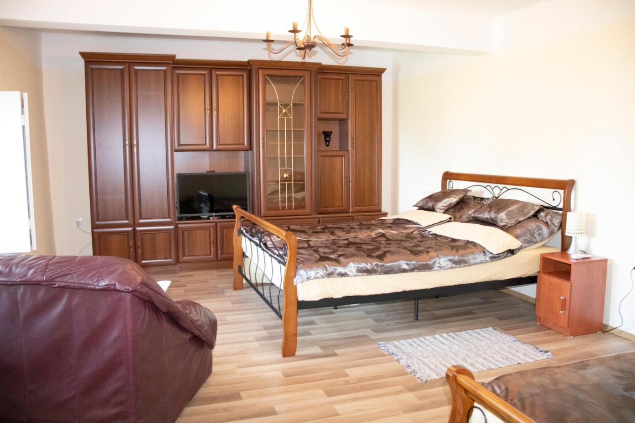 Gyoengyoem Apartman Balatonalmádi المظهر الخارجي الصورة